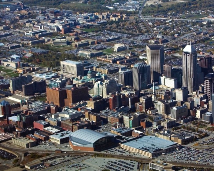 aerial view of downtown Indianapolis, pros and cons of living in Indianapolis