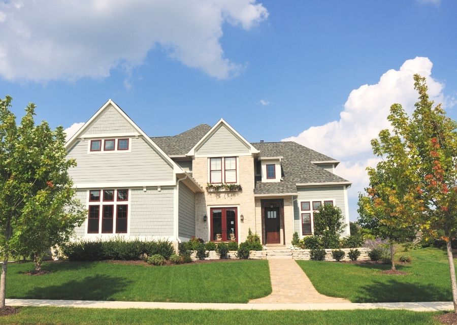 luxury suburb home near Indy, Pros & cons of living in Indianapolis versus the suburbs