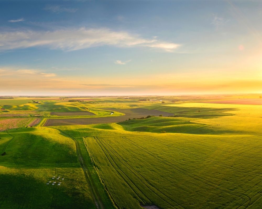 Midwest plains at sunrise, The Good, the bad, the ugly of Living in Indianapolis