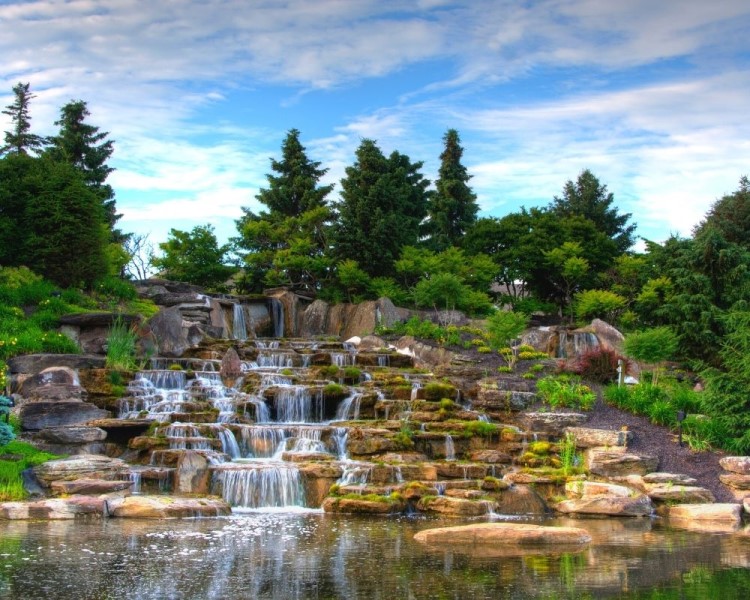 Waterfall at Fishers Indiana park, Differences between Carmel and Fishers Indiana