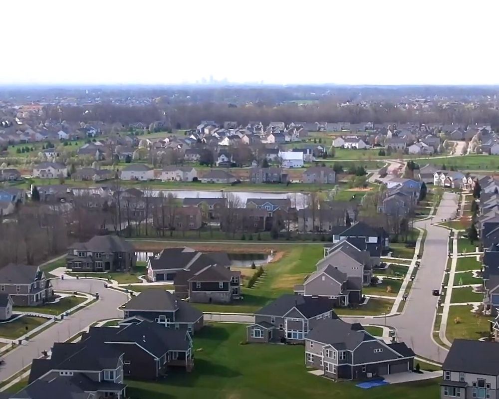 aerial view of a Carmel IN neighborhood, How to get to the Northern Indy Suburbs