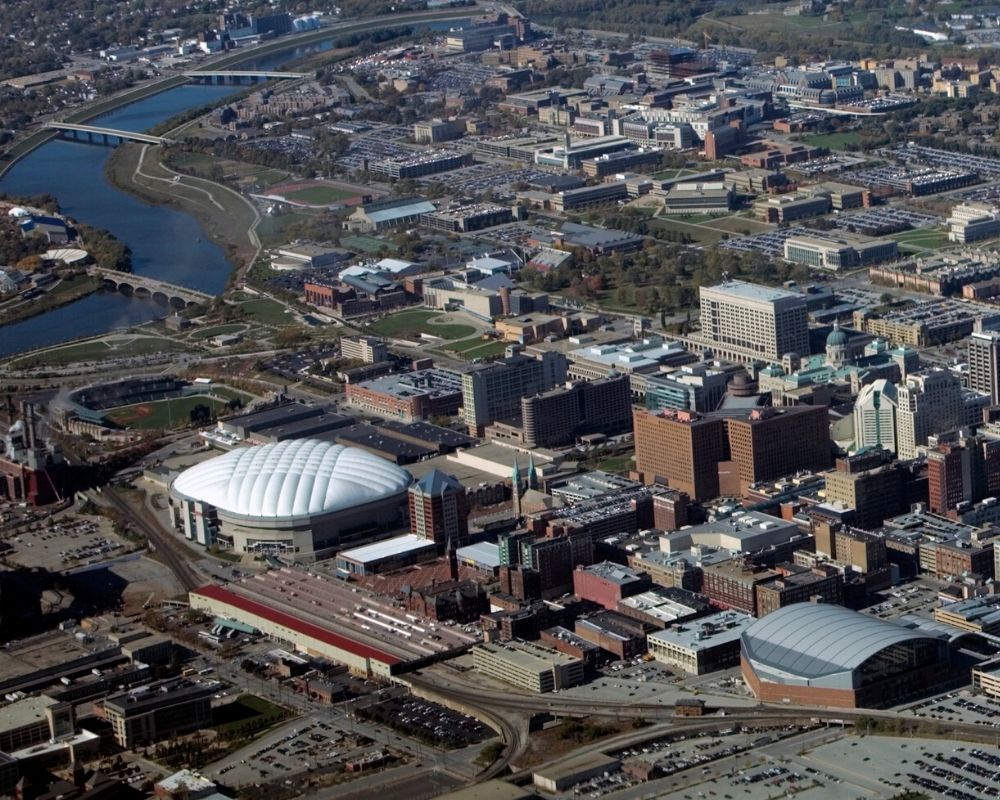 aerial of Downtown Indianapolis featuring the stadium, Five things to know BEFORE Moving to Indianapolis (2)