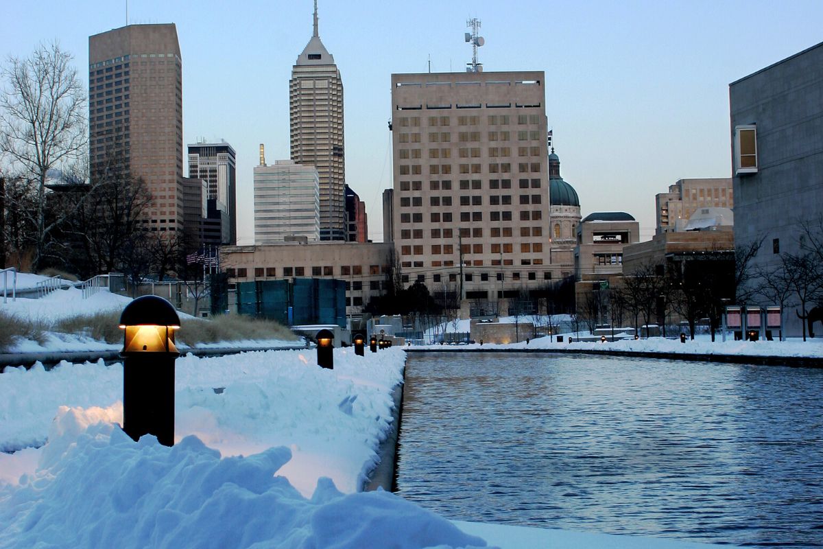 Snow in Indianapolis, Top questions about living in Indianapolis (5) Snow in Indianapolis, Top questions about living in Indianapolis (5)