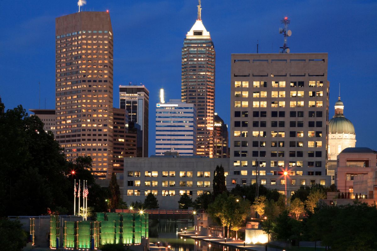 view of Indianapolis at night, Top questions about living in Indianapolis view of Indianapolis at night, Top questions about living in Indianapolis