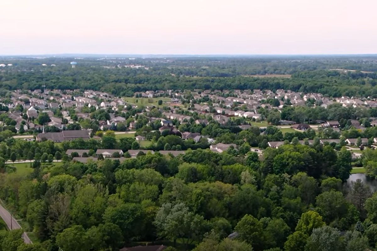 aerial view of Brownsburg IN neighborhood, Living in Brownsburg vs Indianapolis (4)