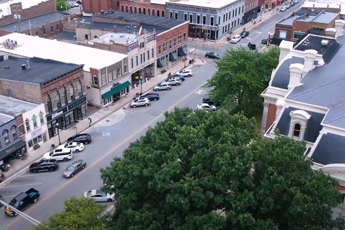 view of downtown Noblesville, Common Questions about Living in Noblesville Indiana